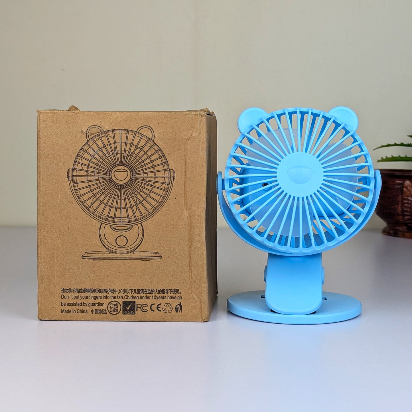 USB Table Fan Mini Wind Power Handheld (D-4651 )Clip Fan Desktop Convenient Portable Student Cute Small Cooling Ventilador 360 Rotation