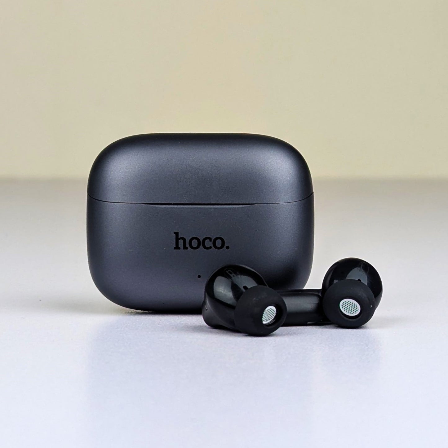 EQ27 Fun AI Translation Earbuds ANC+ENC Noise Reduction(D-12480)