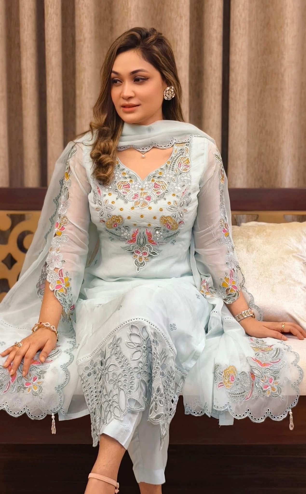 Premium Sada Bahar Pakistani Embroidered 4 Piece Suit for Women | Tissue Laser Cut | XL-XXL